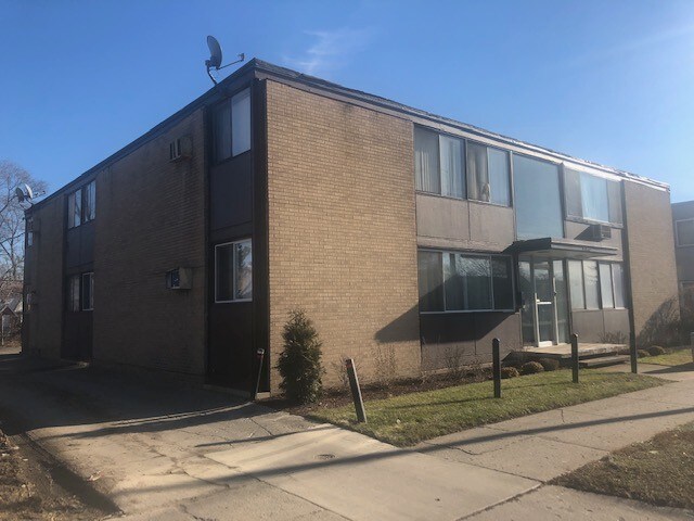 More Photos Of 15080 Greenfield Rd, Detroit Apartments For Sale