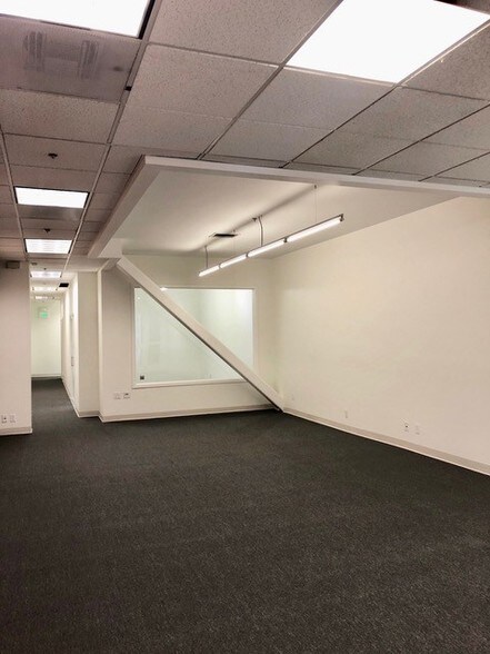 More Photos Of 724 Battery St, San Francisco Office For Lease