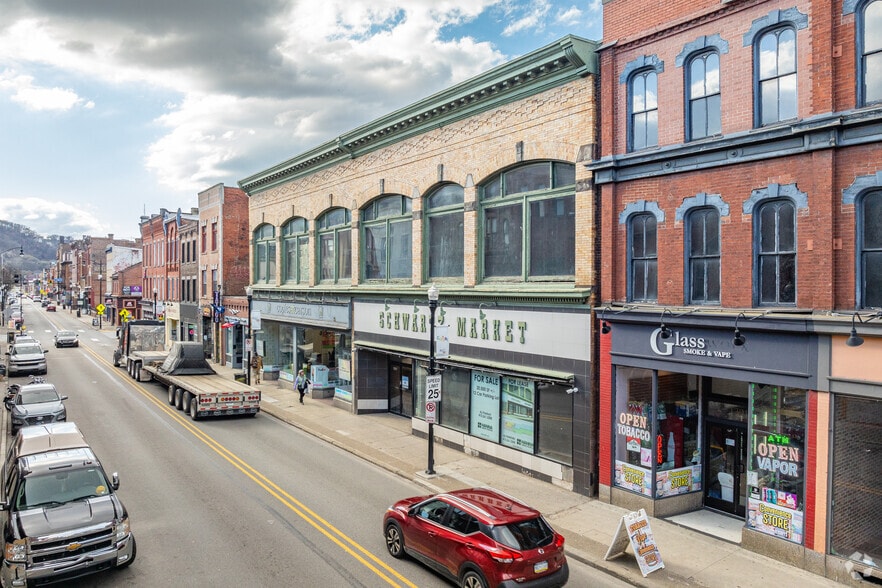 More Photos Of 1317 E Carson St, Pittsburgh General Retail For Sale