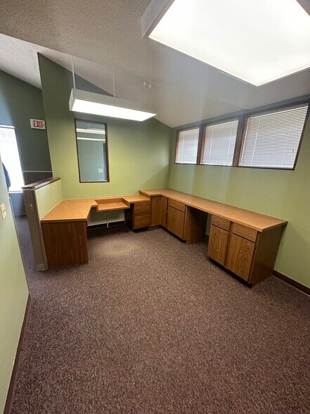 More Photos Of 206 E Marion St, Monroe Office For Sale