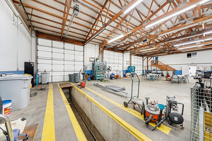 More Photos Of 420 15th St, Greeley Service For Sale