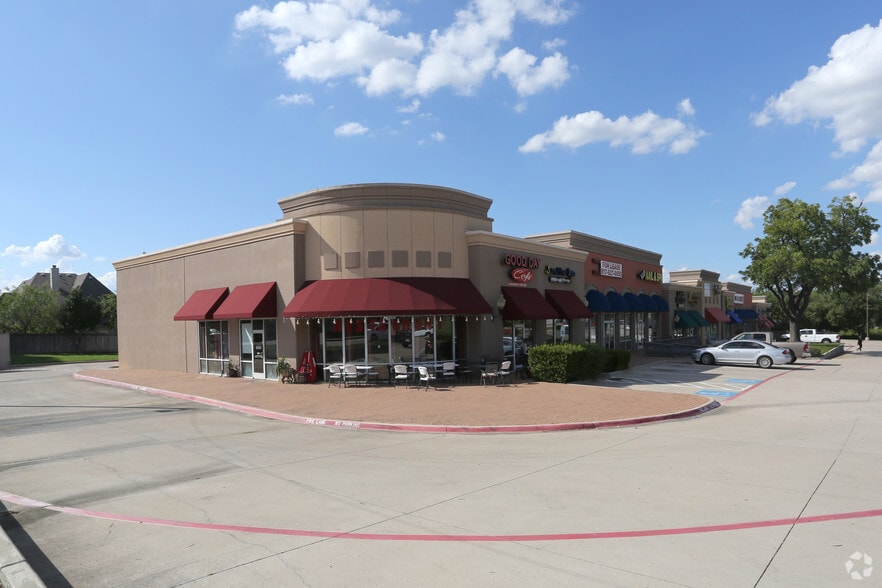 More Photos Of 6204 S Cooper St, Arlington Unknown For Lease