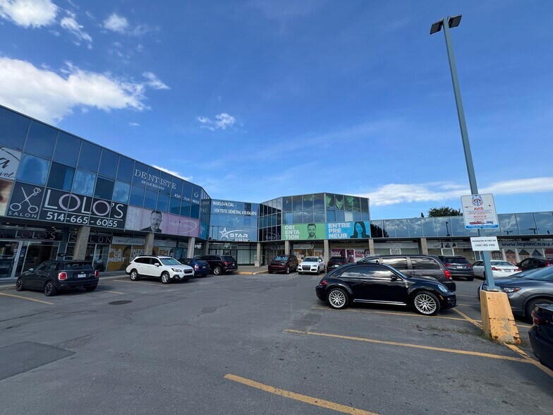 Primary Photo Of 643-675 Boul Curé-Labelle, Laval Storefront Retail Office For Lease