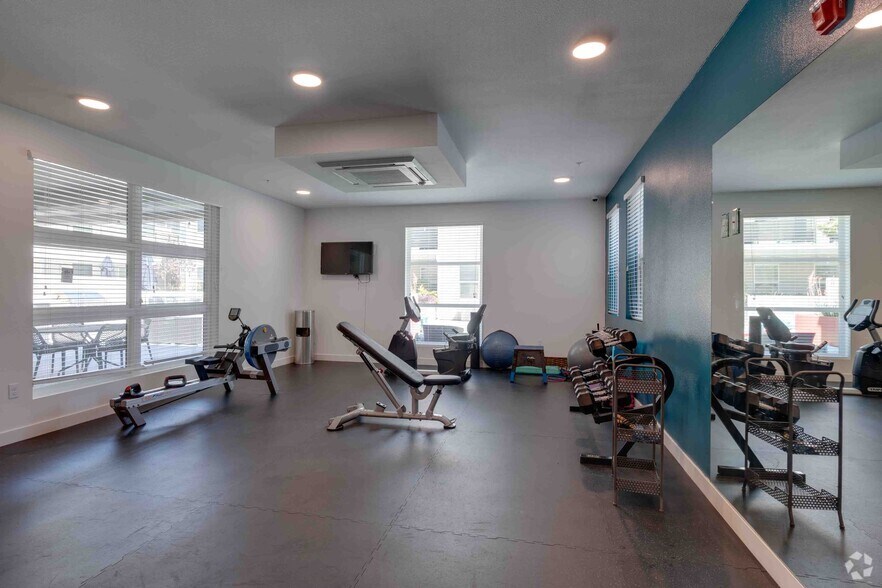 More Photos Of 11114 Darling Rd, Ventura Apartments For Lease