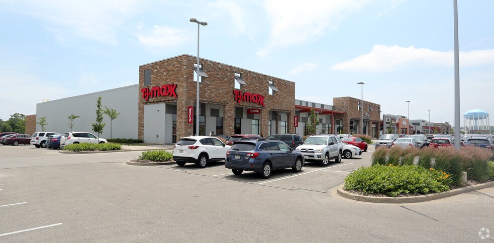 More Photos Of 11500 W Burleigh St, Wauwatosa Storefront For Lease