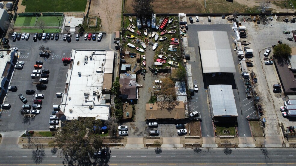 More Photos Of 1210-1216 6th St, Norco Freestanding For Sale