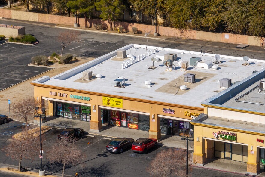 More Photos Of 1041 E Avenue J, Lancaster Unknown For Lease