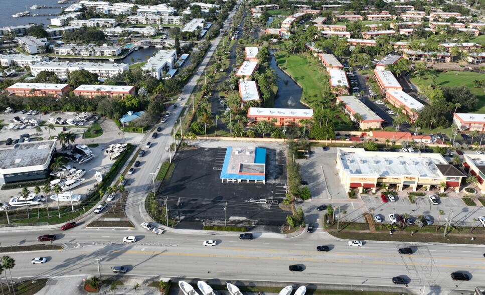 More Photos Of 275 SW Monterey Rd, Stuart General Retail For Lease