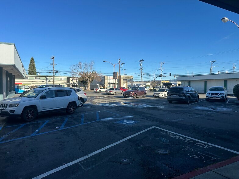 More Photos Of 2250 Marina Blvd, San Leandro Unknown For Lease