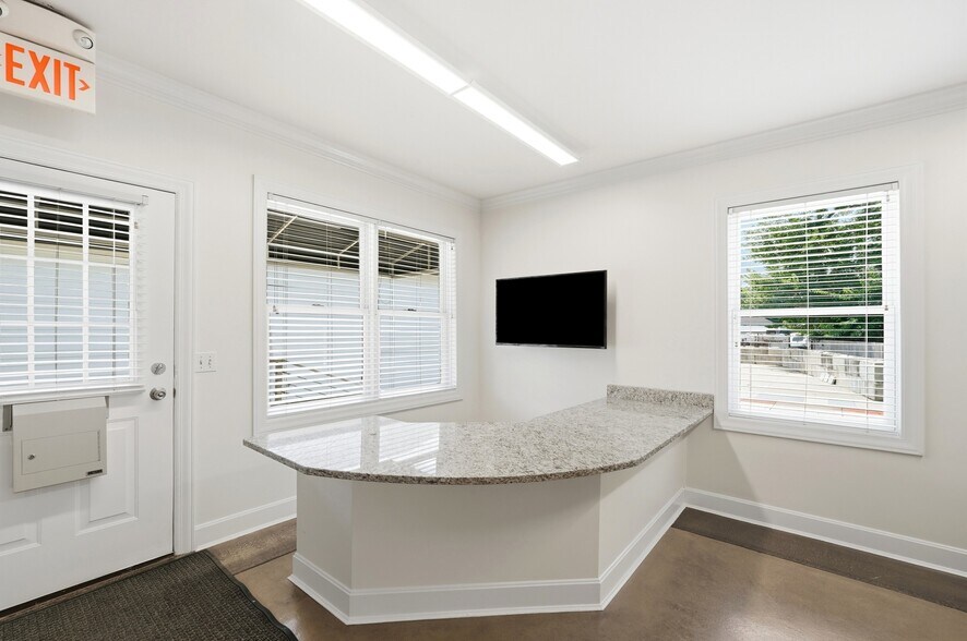 More Photos Of 8177 S Route 48, Maineville Office For Sale
