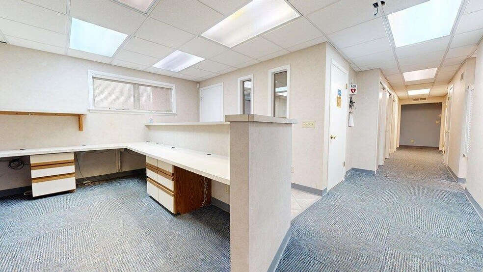 More Photos Of 70 W Smiley Ave, Shelby Medical For Sale