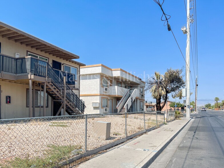 More Photos Of 3017-3021 E Carey Ave, North Las Vegas Apartments For Sale