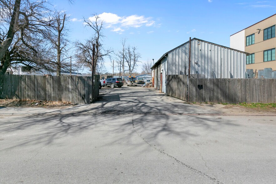 Primary Photo Of 1116 N 20th St, Omaha Warehouse For Sale