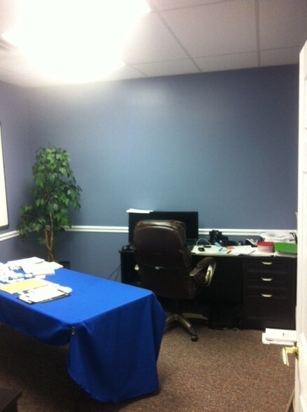 More Photos Of 61-65 E Main St, Westminster Office For Lease