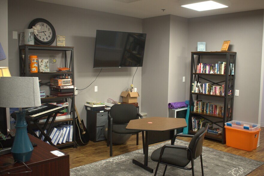 More Photos Of 111 Maple St, Buffalo Rehabilitation Center For Sale