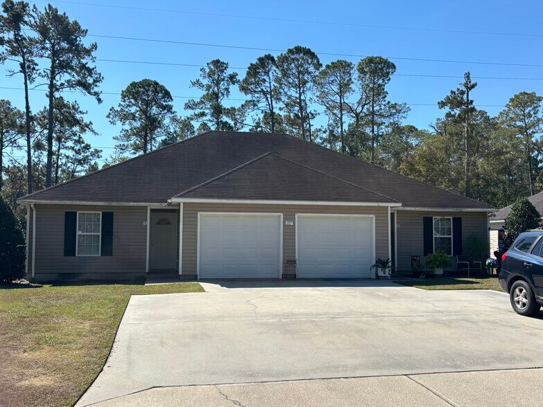 Primary Photo Of 211 Gard St, Valdosta Apartments For Sale