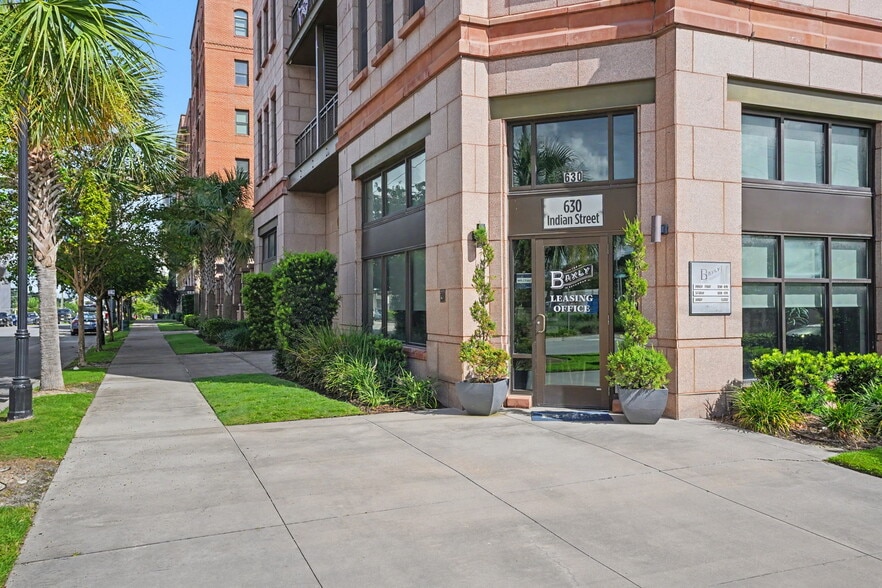 More Photos Of 630 Indian St, Savannah Apartments For Lease