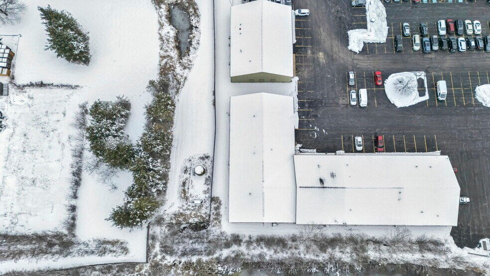 More Photos Of 493 Bev Rd, Youngstown Warehouse For Lease