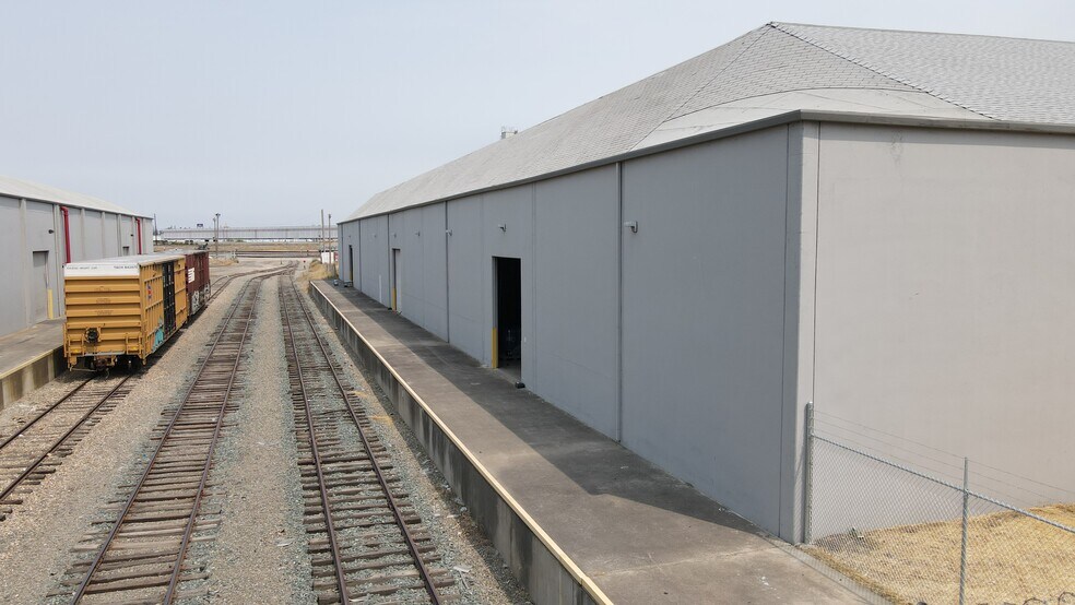 More Photos Of 1275 N Gertrude Ave, Stockton Manufacturing For Sale