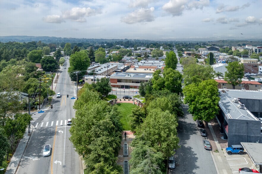 More Photos Of 24303 Walnut St, Santa Clarita Office For Lease