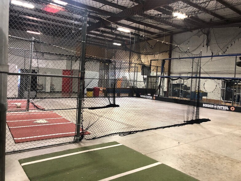 More Photos Of 1208-1214 Sunset Dr, Antioch Warehouse For Sale