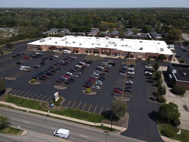 Primary Photo Of 890-896 S Main St, Centerville Storefront For Sale