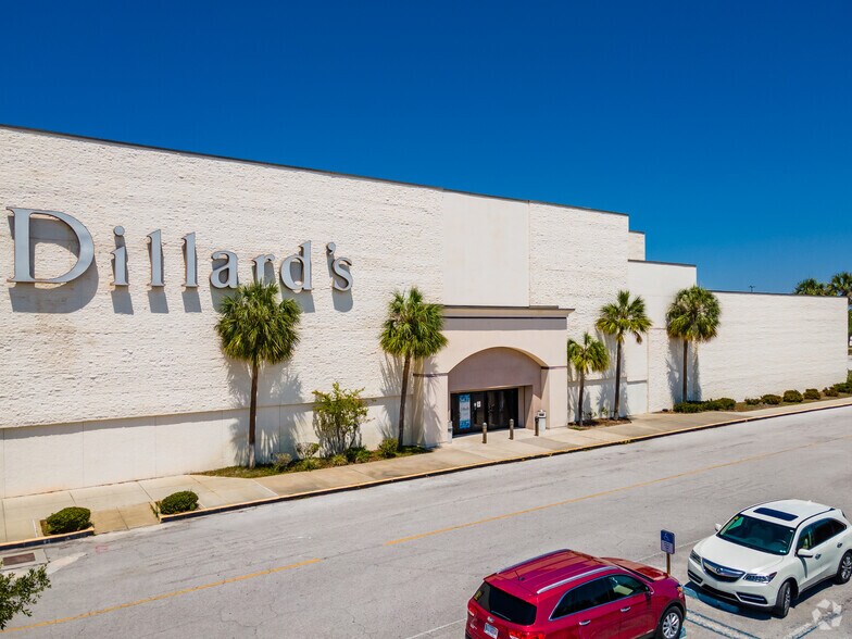 More Photos Of 9409 Us Highway 19, Port Richey Unknown For Lease