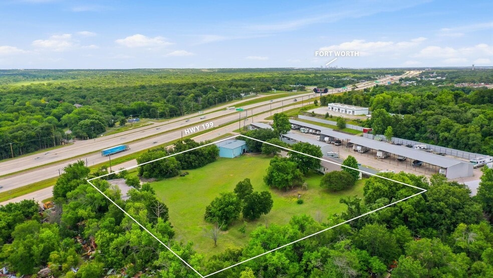 More Photos Of 10901 Jacksboro Hwy, Fort Worth Warehouse For Sale