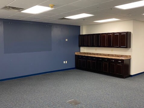 More Photos Of 40 Matthews St, Goshen Office For Lease