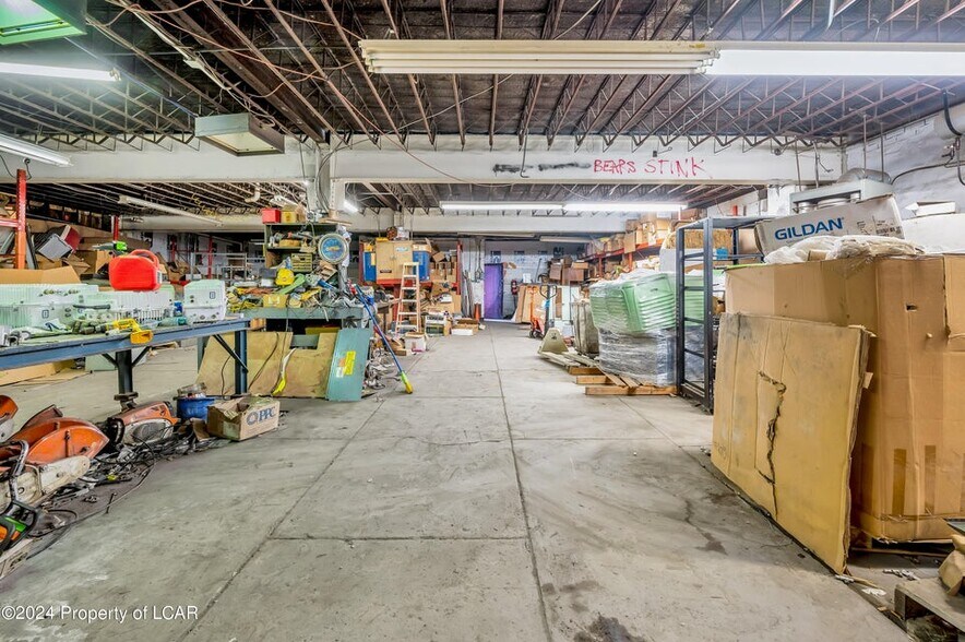 More Photos Of 1001 W Centre St, Mahanoy City Warehouse For Sale