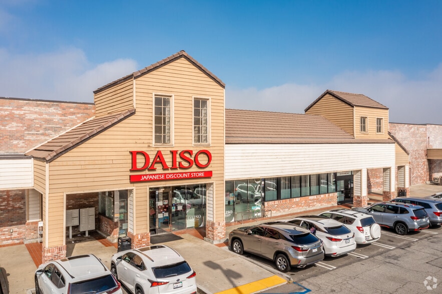 More Photos Of 19725 Colima Rd, Rowland Heights Unknown For Lease