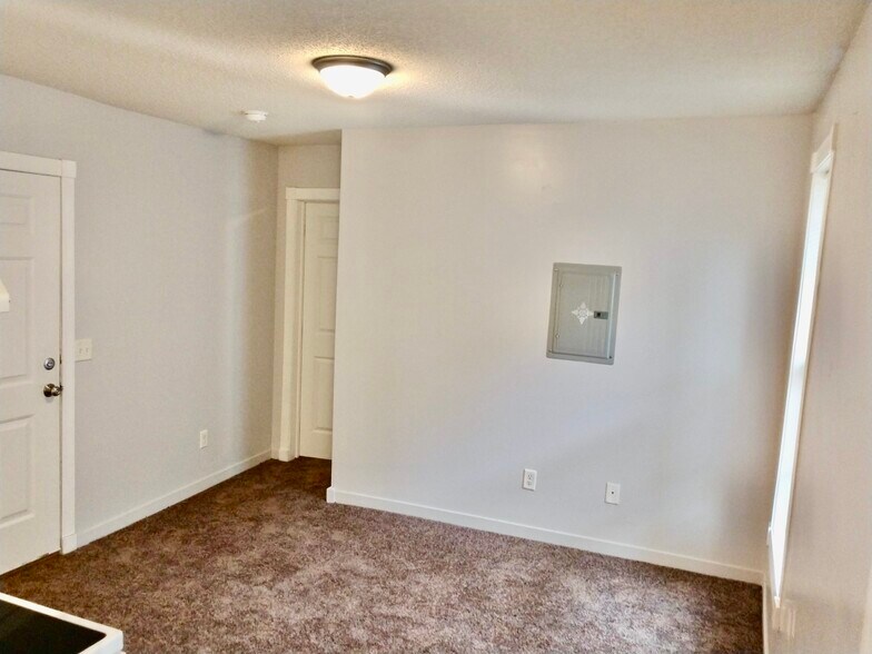 More Photos Of 2524 Portland Ave, Minneapolis Multifamily For Sale
