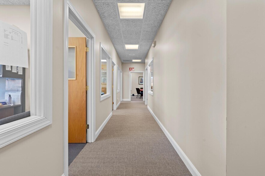 More Photos Of 6540 Brevard Rd, Etowah Office For Sale