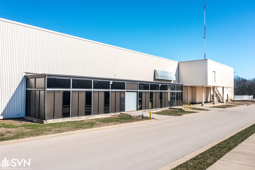 More Photos Of 791 Freight Blvd, Lexington Warehouse For Lease