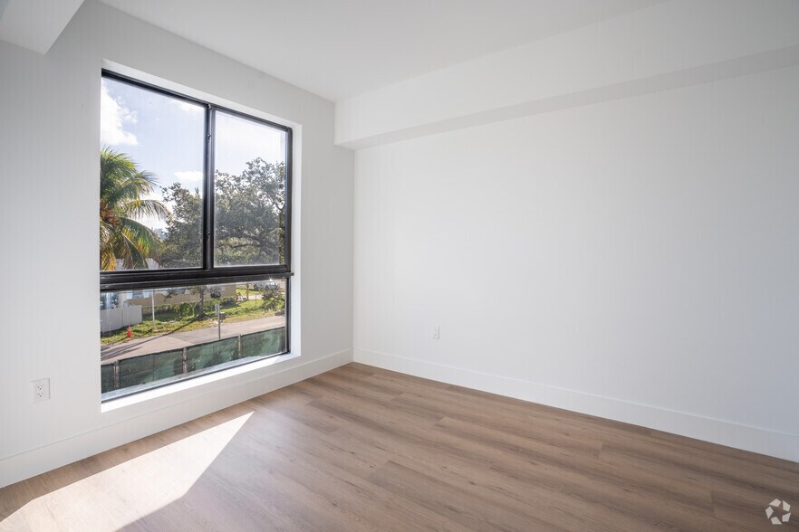 More Photos Of 2479 Northeast 192 Street, Miami Apartments For Lease