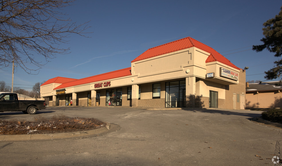 Primary Photo Of 7417-7423 Metcalf Ave, Overland Park Freestanding For Lease