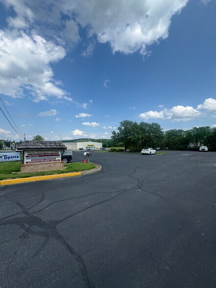 More Photos Of 410 W State St, Mertztown Medical For Sale