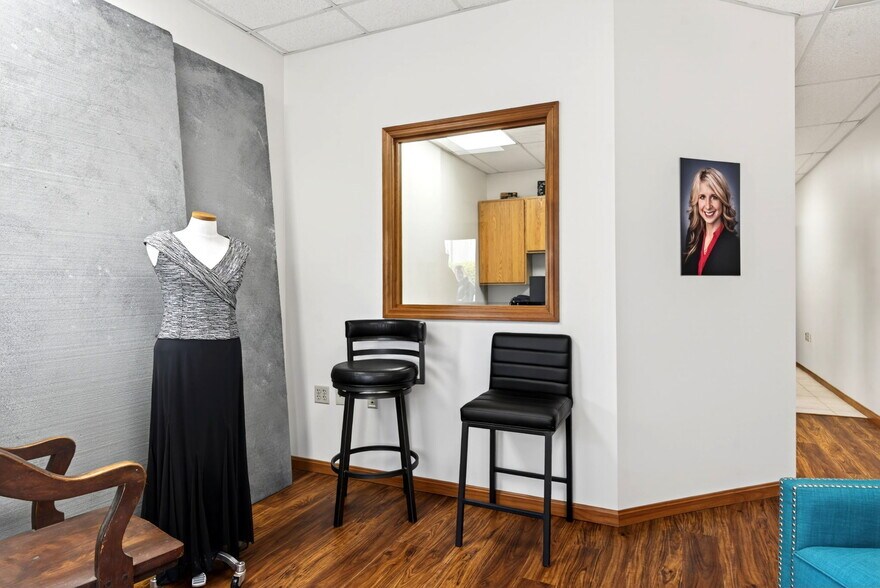 More Photos Of 1964 N Lakeman Dr, Bellbrook Medical For Sale