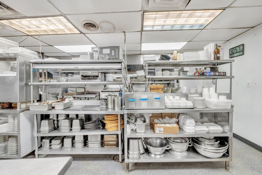 More Photos Of 1 Princeton St, Jefferson Restaurant For Sale