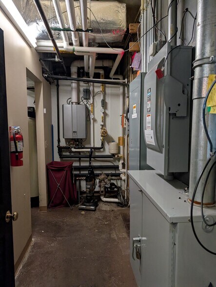 More Photos Of 4716-4736 Wilmington Pike, Dayton Storefront Retail Office For Lease