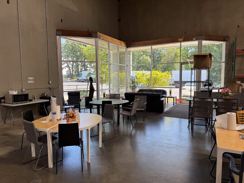 More Photos Of 7930 SW Burns Way, Wilsonville Distribution For Lease