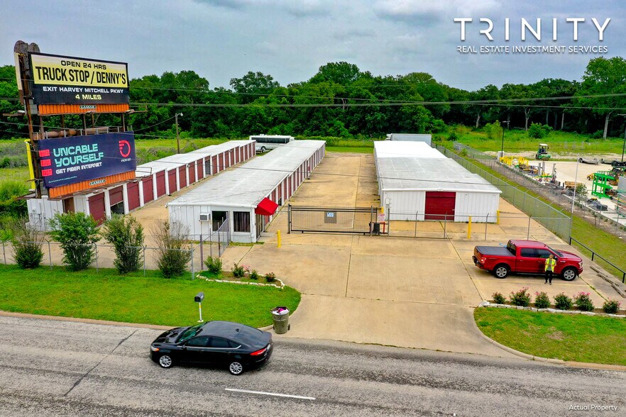 More Photos Of 1742 N Earl Rudder Fwy, Bryan Self Storage For Sale