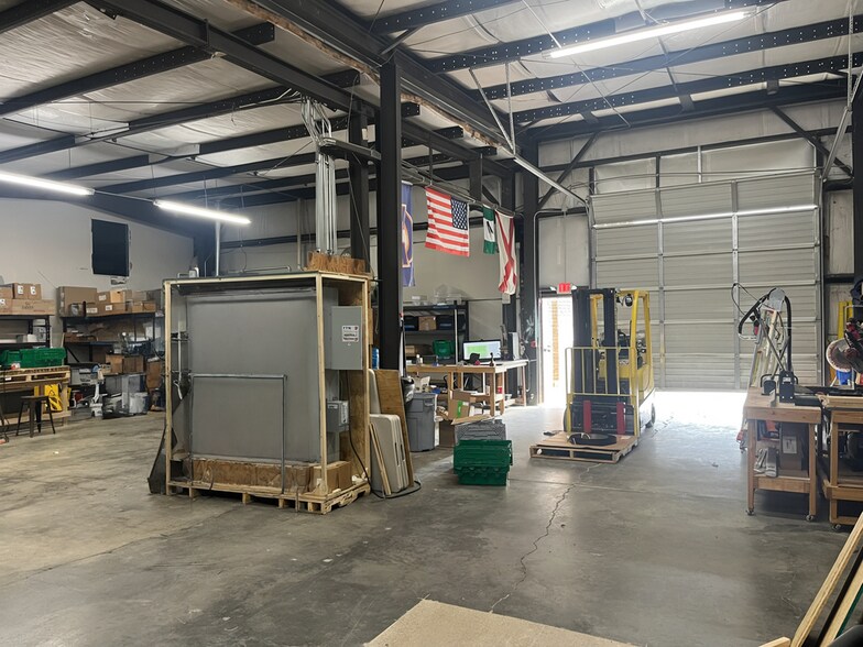 More Photos Of 205 Citation Ct, Birmingham Warehouse For Lease