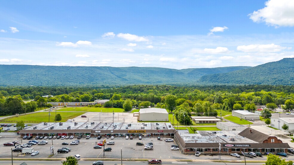 More Photos Of 152 N Main St, Trenton General Retail For Sale