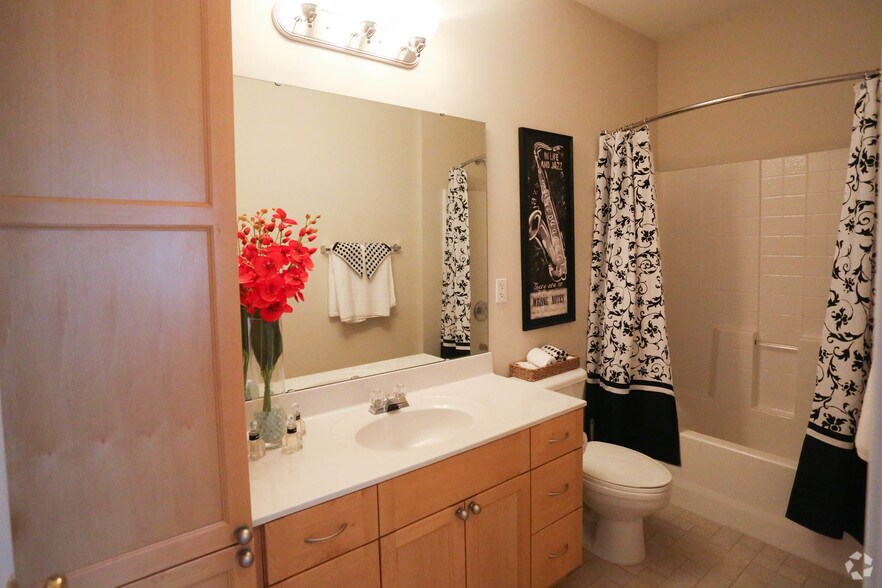 More Photos Of 1200 Greenfield Pl, O'Fallon Apartments For Sale
