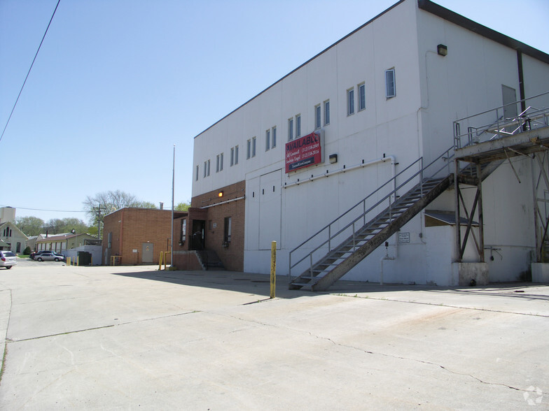 Primary Photo Of 532 E River Rd, Dixon Food Processing For Lease