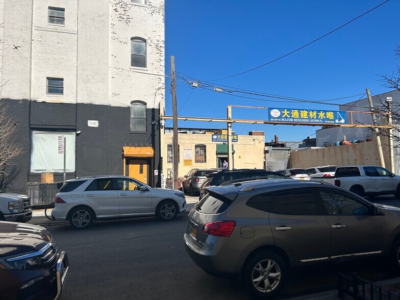 More Photos Of 201-209 46th St, Brooklyn Warehouse For Sale