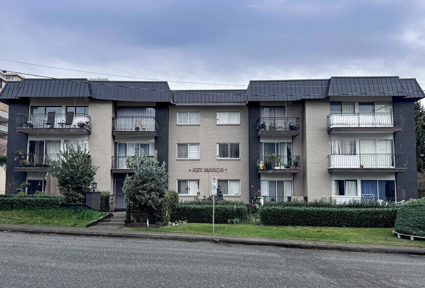 More Photos Of 610 Blackford St, New Westminster Apartments For Sale