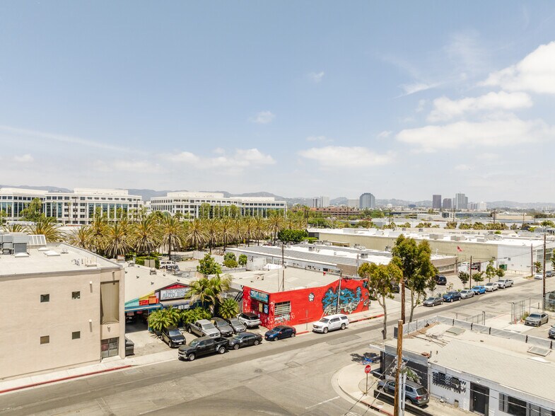 More Photos Of 2319 Michigan Ave, Santa Monica Auto Repair For Sale