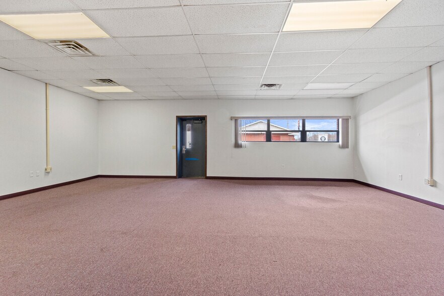 More Photos Of 1430 N Second St, Wisconsin Rapids Manufacturing For Lease